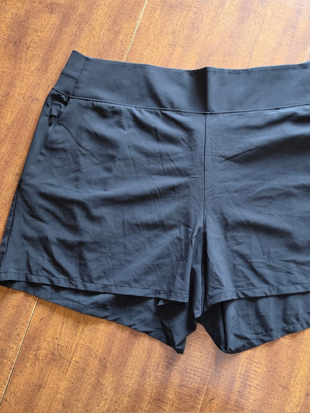 Athleta Black Brooklyn Short